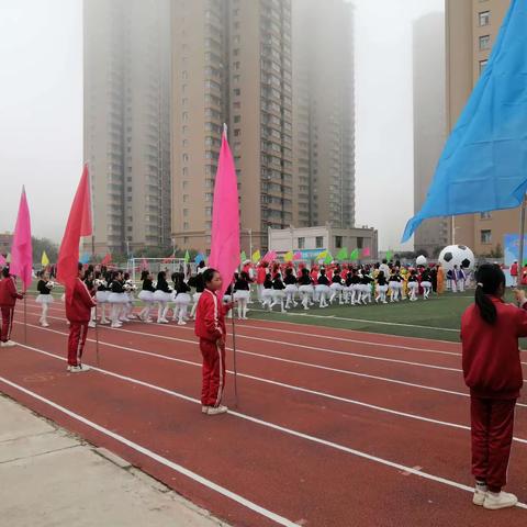 城南小学足球比赛展风采