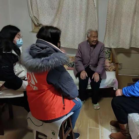 历山东路日间照料中心———寒潮来袭 关怀高龄独居老人