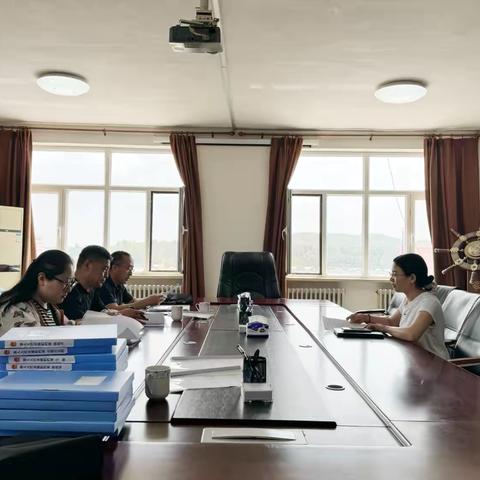 包乡领导、旗人大常委会副主任李洪玉一行深入杜尔基镇调研指导人大工作   ‍