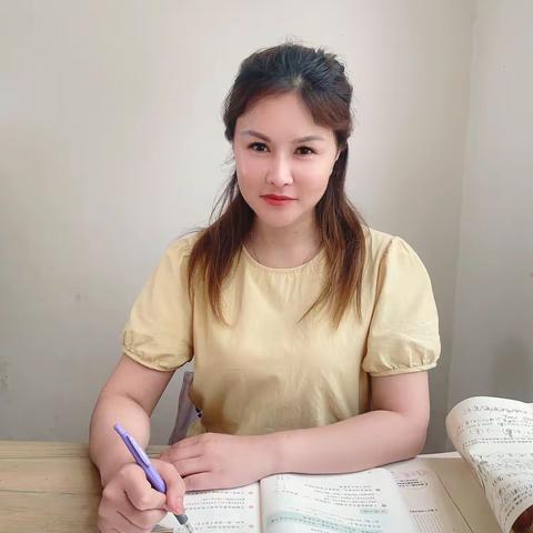 师者如光  微以致远      ----记吴家店镇“我身边的好老师”程兰兰