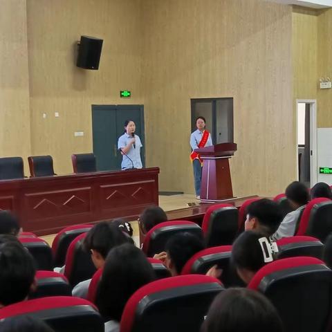 农业银行开展反假货币宣传进校园活动