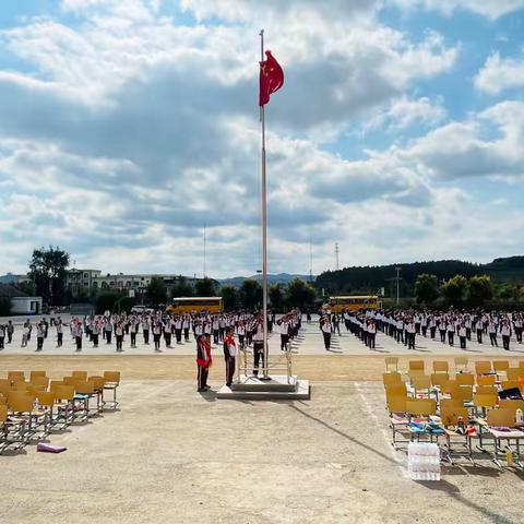 红庙子小学“多彩祖国，喜迎国庆”红歌联唱活动总结