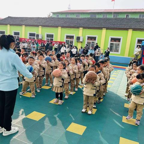 石桥镇幼儿园大班家长开放日