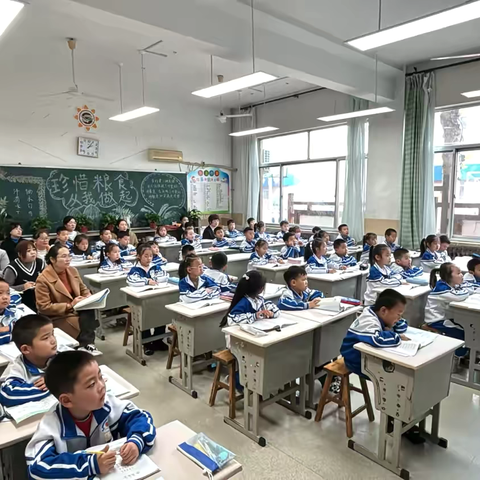 思行并进 聚势赋能———博兴县实验小学语文教研活动