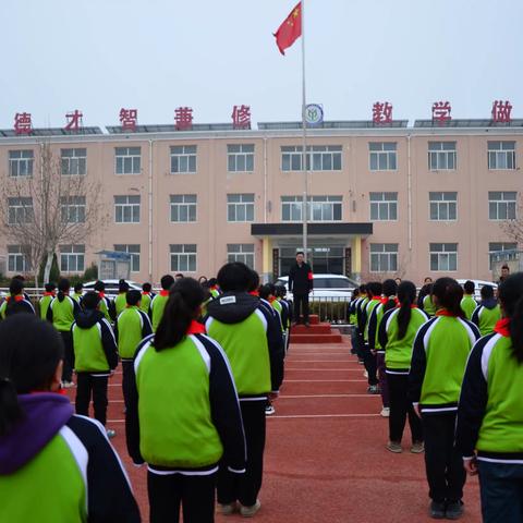 清明祭英烈 童心向党行 仲山镇北李楼小学清明节活动