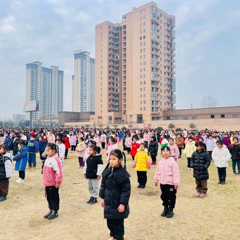 温暖休学礼，平安寒假行——新颜小学休学典礼