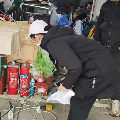 区商务局开展日常安全检查