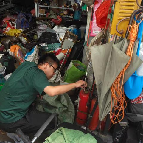 仓山区商务局持续开展商贸领域安全隐患大排查大整治专项行动