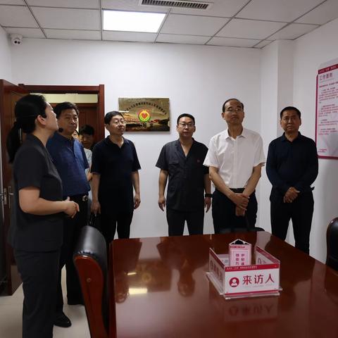 市人大常委会调研组到区法院调研民商事审判工作