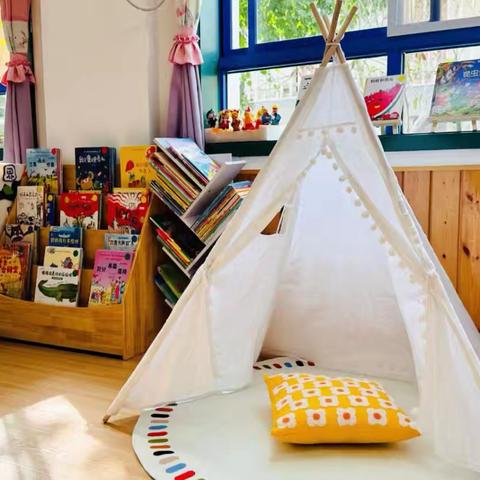 妙“区”横生，“域”见快乐~大二班班级特色区域