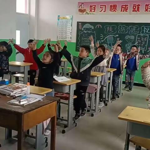 【关爱学生  幸福成长】娄寨小学之课间小活动