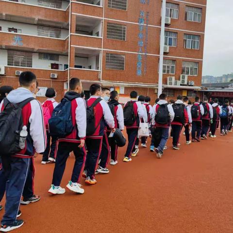 张家界国光2106班研学之路