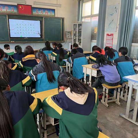 北黑石中心小学书法比赛