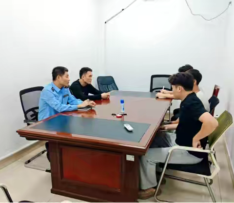 城市管理行政执法大队召开促进共享电动自行车规范管理约谈会