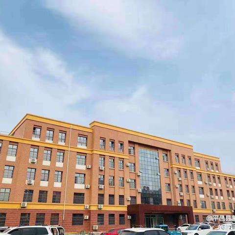 三尺讲台，百花齐放，各显风采——蒙阳新星学校五年级语文老师讲课比赛