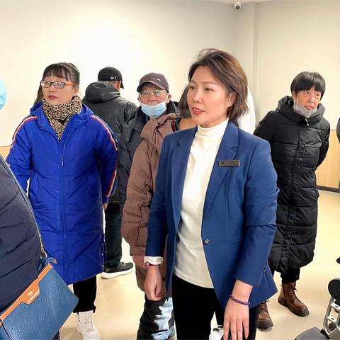 城服事业部党总支联合工会、团支部开展新春邻里节志愿活动