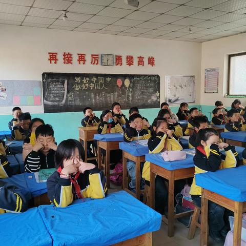 阳光体育健身心 时光不负少年志——杜林镇南赵小学“两操一课一作业”活动纪实