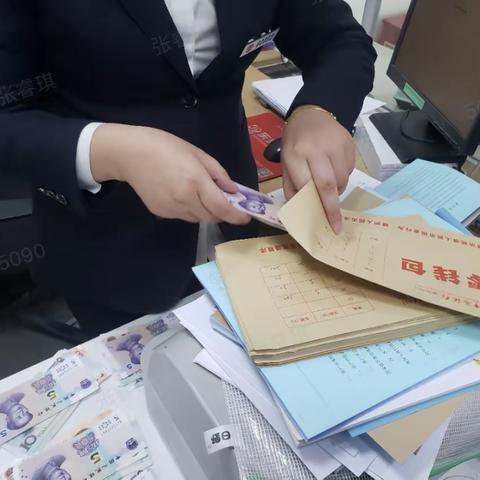 中国银行广陵支行积极开展整治拒收现金暨零钱包宣传