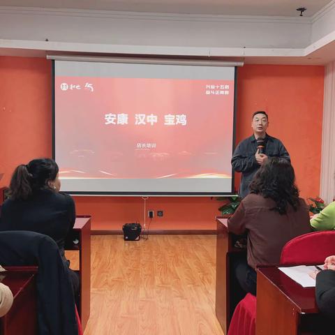 厉兵秣马强技能 学无止境筑匠心