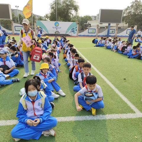 海口市第20期小学五三中队研学小记——卓津蜜蜂王国