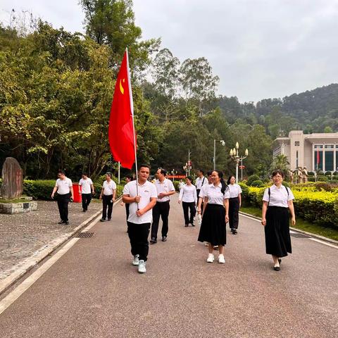 清明祭英烈 共铸中华魂——大化瑶族自治县羌圩乡初级中学2024年清明祭英烈暨铸牢中华民族共同体意识活动