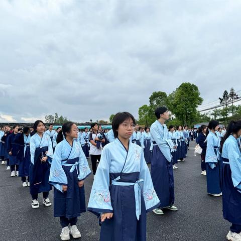 垫江牡丹樱花世界“感受非遗韵味，传承文化之美”璧山中学东林校区初二9班研学活动。