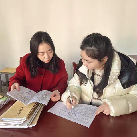 九年级语文组开展教研活动