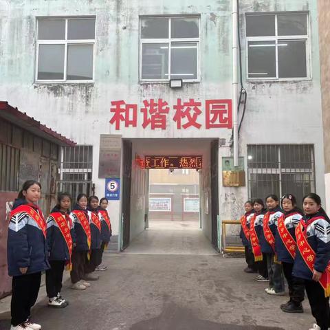 “同课”同绽放 “异构”异纷呈 ——祥符区教体局教研室领导视导刘店工作