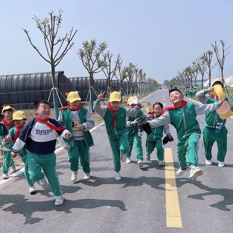 【宿迁市实验小学100+25】我劳动 我快乐——二年级春季实践活动掠影