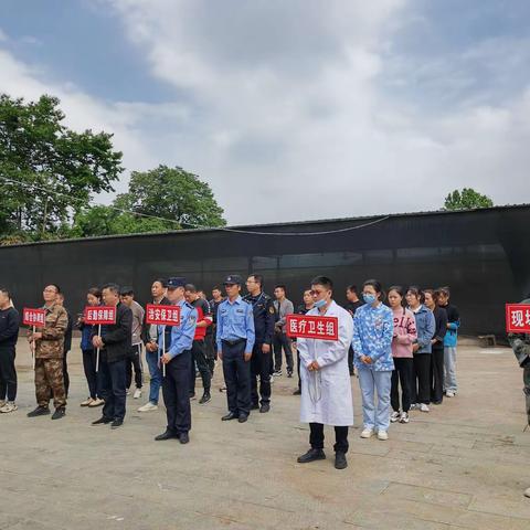 琊川镇组织开展汛期应急演练工作