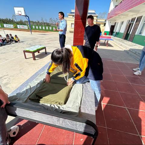 体验生活，“耕”种未来———洪山镇中心学校劳动实践