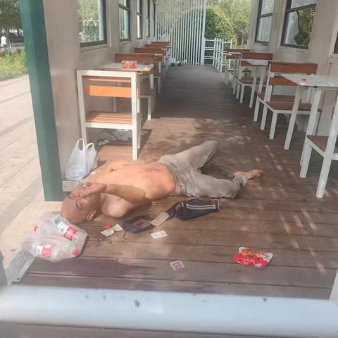 “工”其所好｜高温下的温暖救助｜工农新村社区开展流浪乞讨巡查