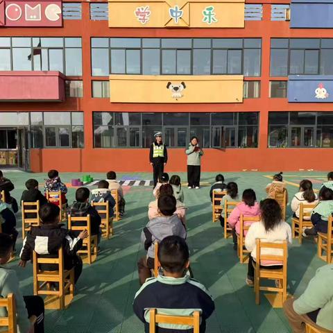 交通安全从娃娃抓起：交警走进烈山区第二幼儿园开展宣传教育活动