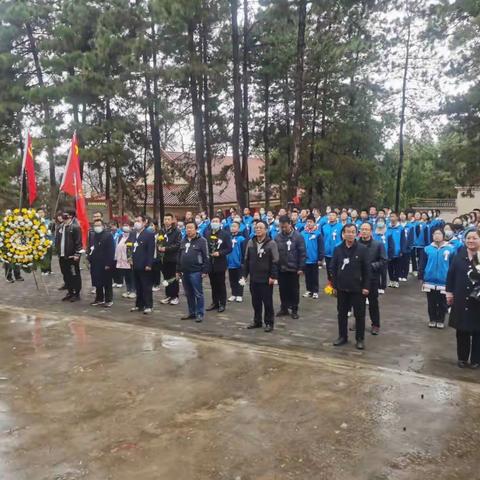 “缅怀先烈 文明祭扫” ——旬邑县太村中学清明节祭扫活动