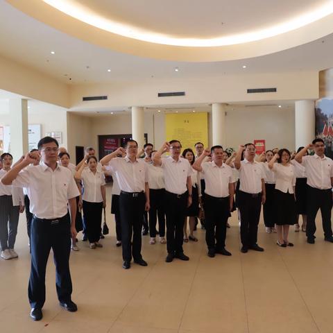 市投促局机关党总支组织开展“七一”主题党日活动