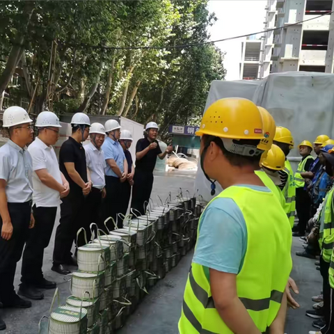 芒种送爱 端午传情——政协委员慰问建筑工人