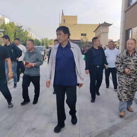 强化督导 优化管理  提升服务 杨金海督导检查回迁房小区管理和物业服务工作