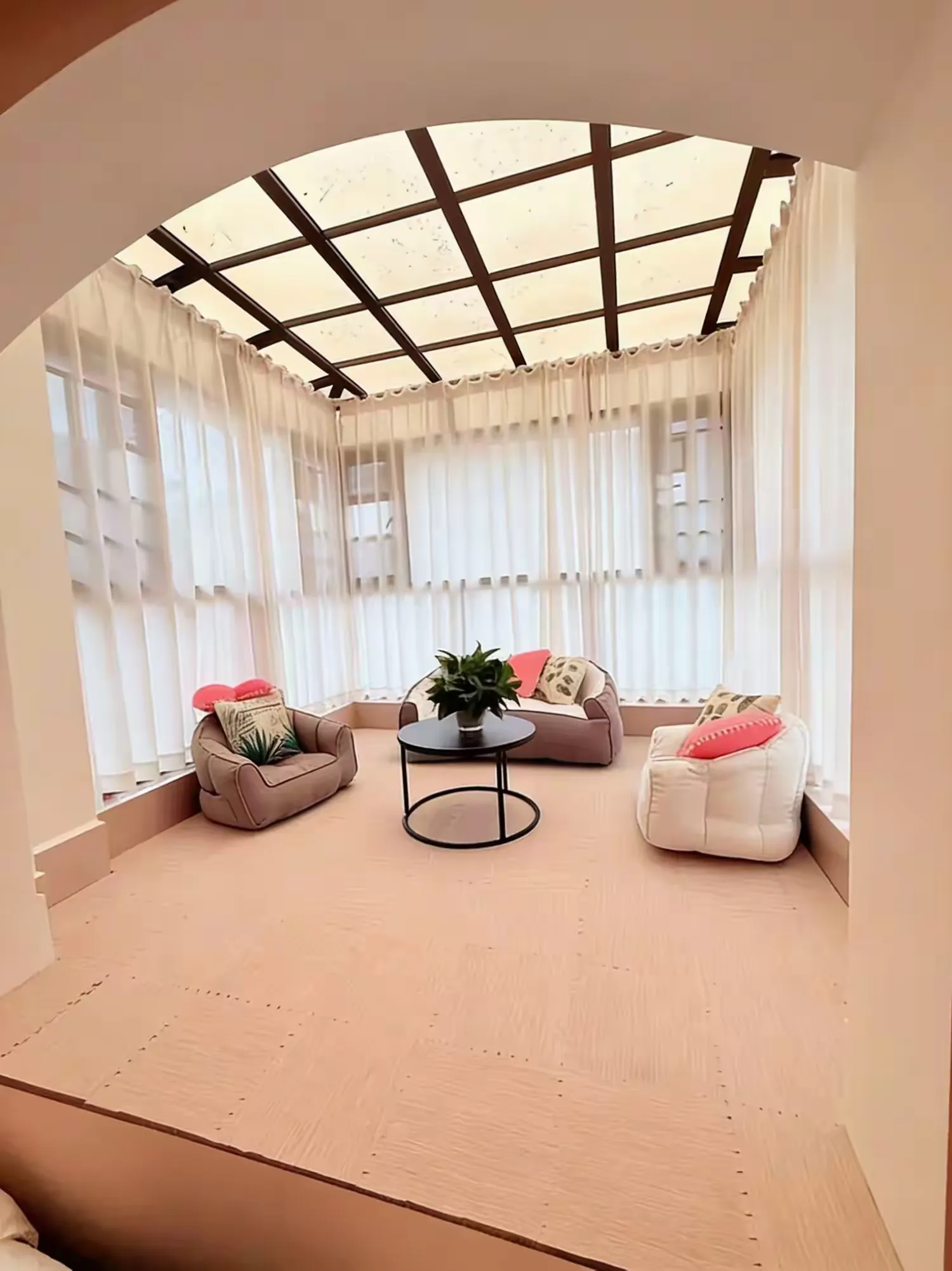 清远恒大9房17床8卫全新豪华装修（欧式风）别墅独立K房温泉泳池