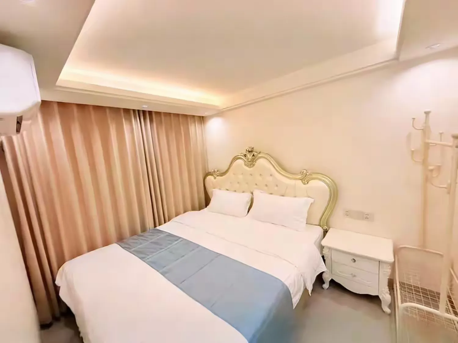 清远恒大9房17床8卫全新豪华装修（欧式风）别墅独立K房温泉泳池