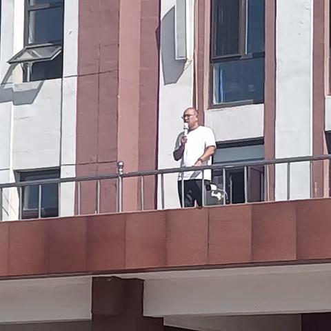 瓦市19中学防震逃生演练汇报