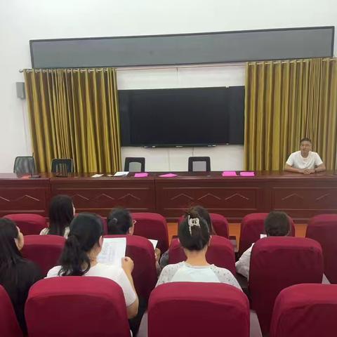 临漳县第七中学教师跟岗培训活动纪实