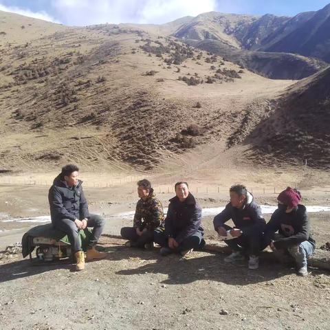 正科乡开展辖区防火卡点、远牧点及寺庙督导宣传森防、消防及道路交通安全