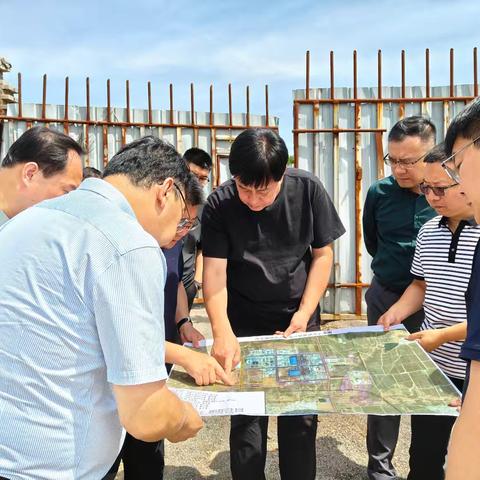市发展改革委党组书记、主任张国群专题调研邯郸国际新能源创新港建设工作