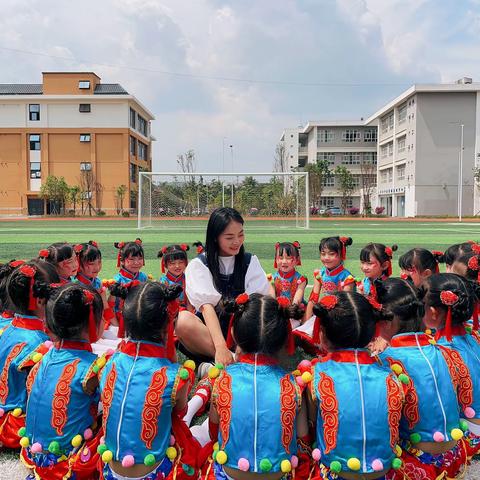 美育育美 蓄力成长-天晨幼儿园艺术节群舞篇