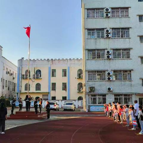 德育、教学与安全工作齐头并进 ——黄竹镇中心学校第五周工作小结