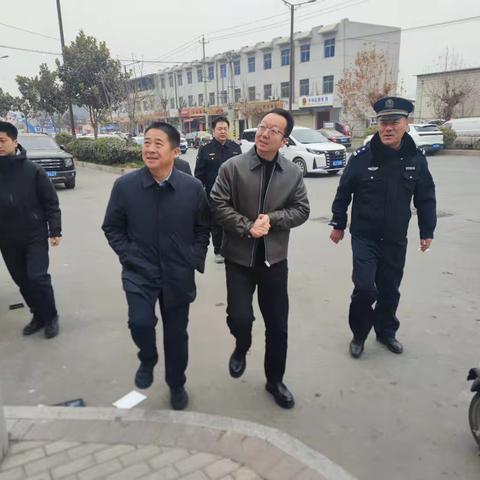 临潼区开展禁售禁燃禁放烟花爆竹巡查行动