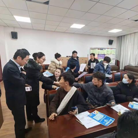 金融服务助力医疗，公积金与白领贷等产品走进卫生院和诊所