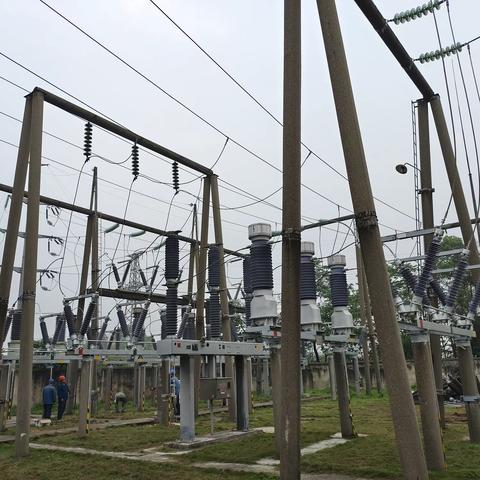 国网益阳供电公司：试点新型涂料技术 积累防污闪治理经验