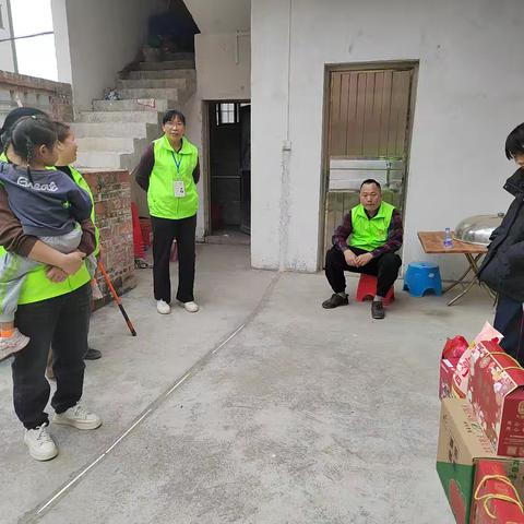 春节慰问暖人心：廉商志愿协会在行动