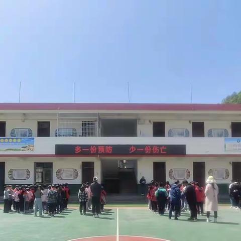 火灾演练，防患未“燃”——毛坝镇联合小学火灾演练